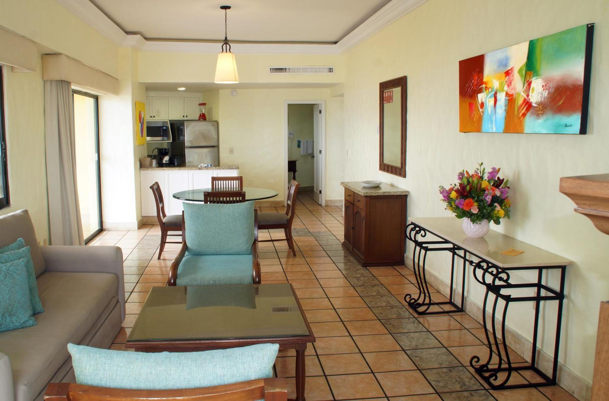 One Bedroom Deluxe Suite Beach Front